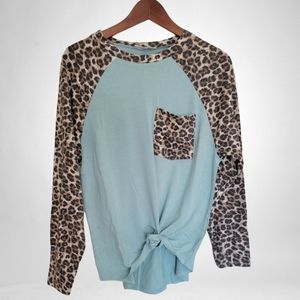 Zenana Leopard Pocket Top. - Light Green